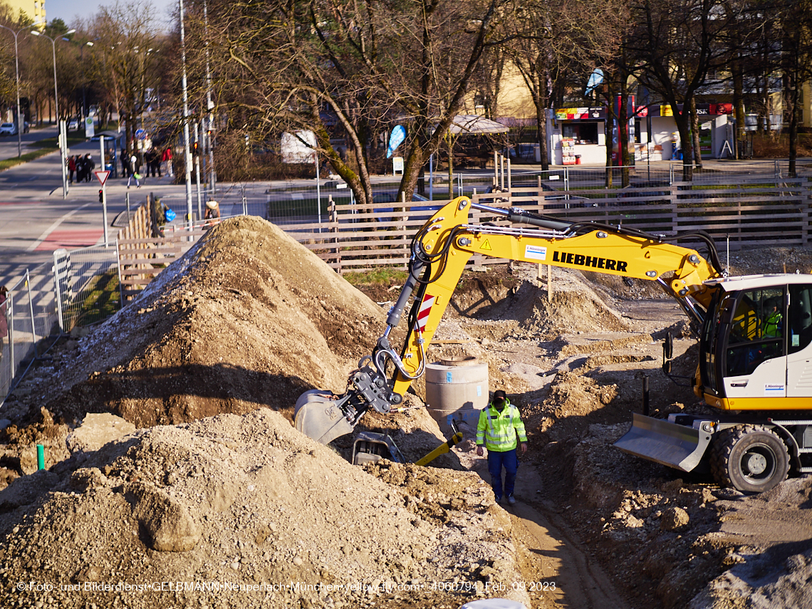 09.02.2023 - Baustelle Haus für Kinder in der Quiddestraße 3 in Neuperlach